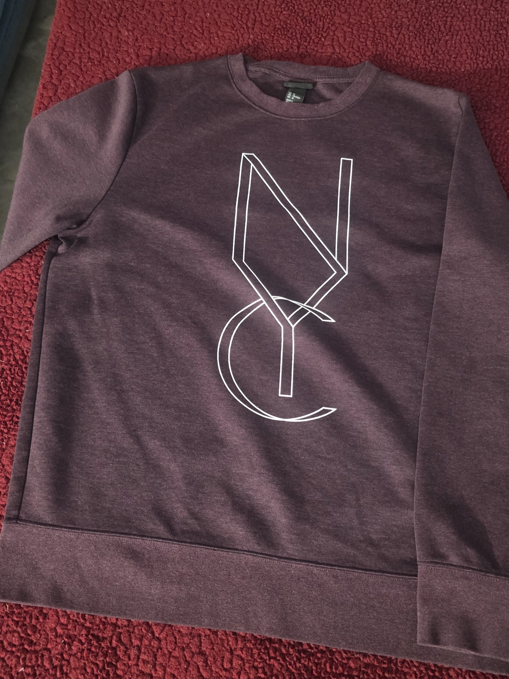 Men's H&M Crewneck NYC Sweater in Plum, M